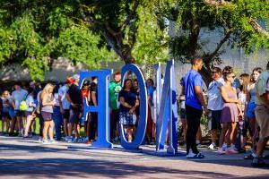 New College students and their families arrive for New Student Orientation on Sunday, August 18, 2024.